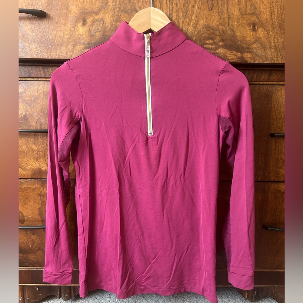 The Tailored Sportsman long sleeve sun shirt, XS, gorgeous plum color